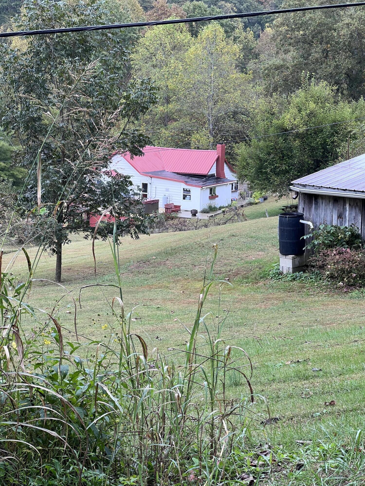 9095 Winchester Road Irvine, KY 40336 - Photo 26 of 78 IMG_1925(1)