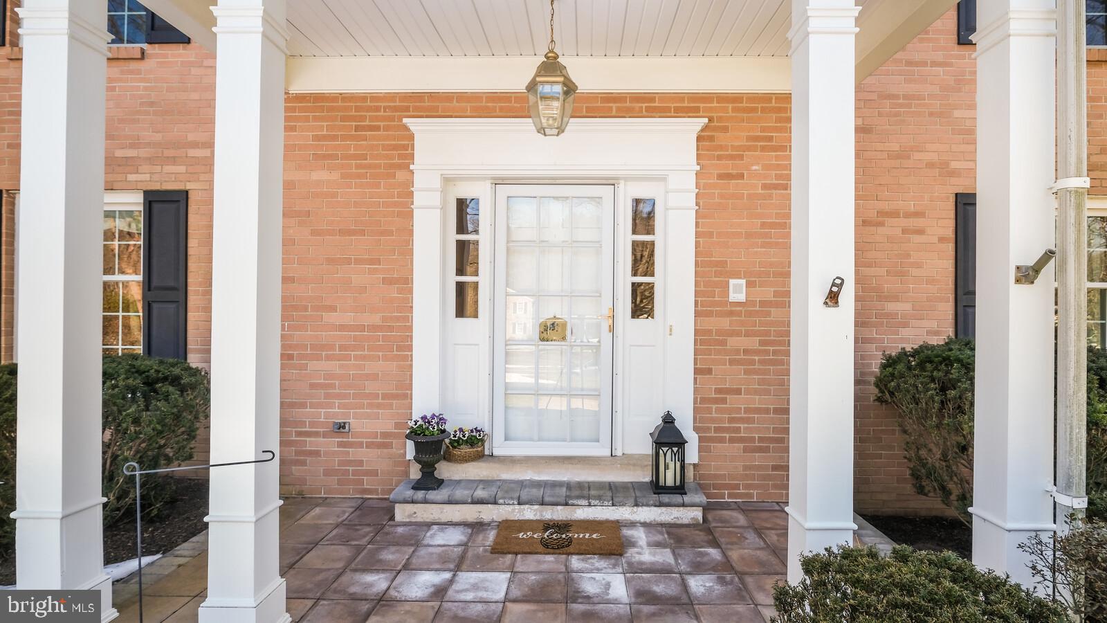 5754 South Deer Run Road Doylestown, PA 18902 - Photo 4 of 53 Gallery Image 4