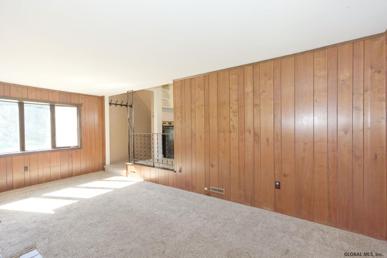 325 Nimitz Road Schenectady, NY 12304 - Photo 15 of 24 Photo 15
