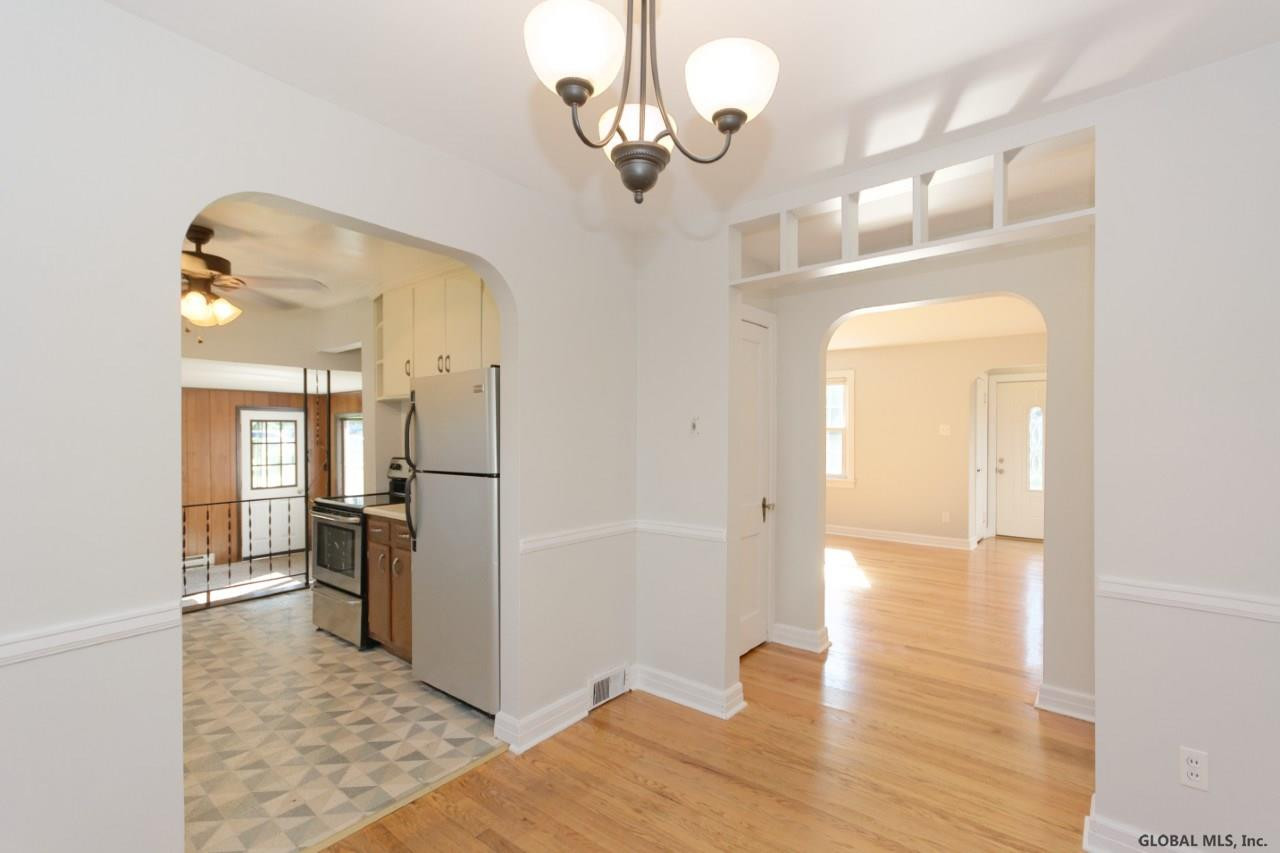 325 Nimitz Road Schenectady, NY 12304 - Photo 9 of 24 Photo 9