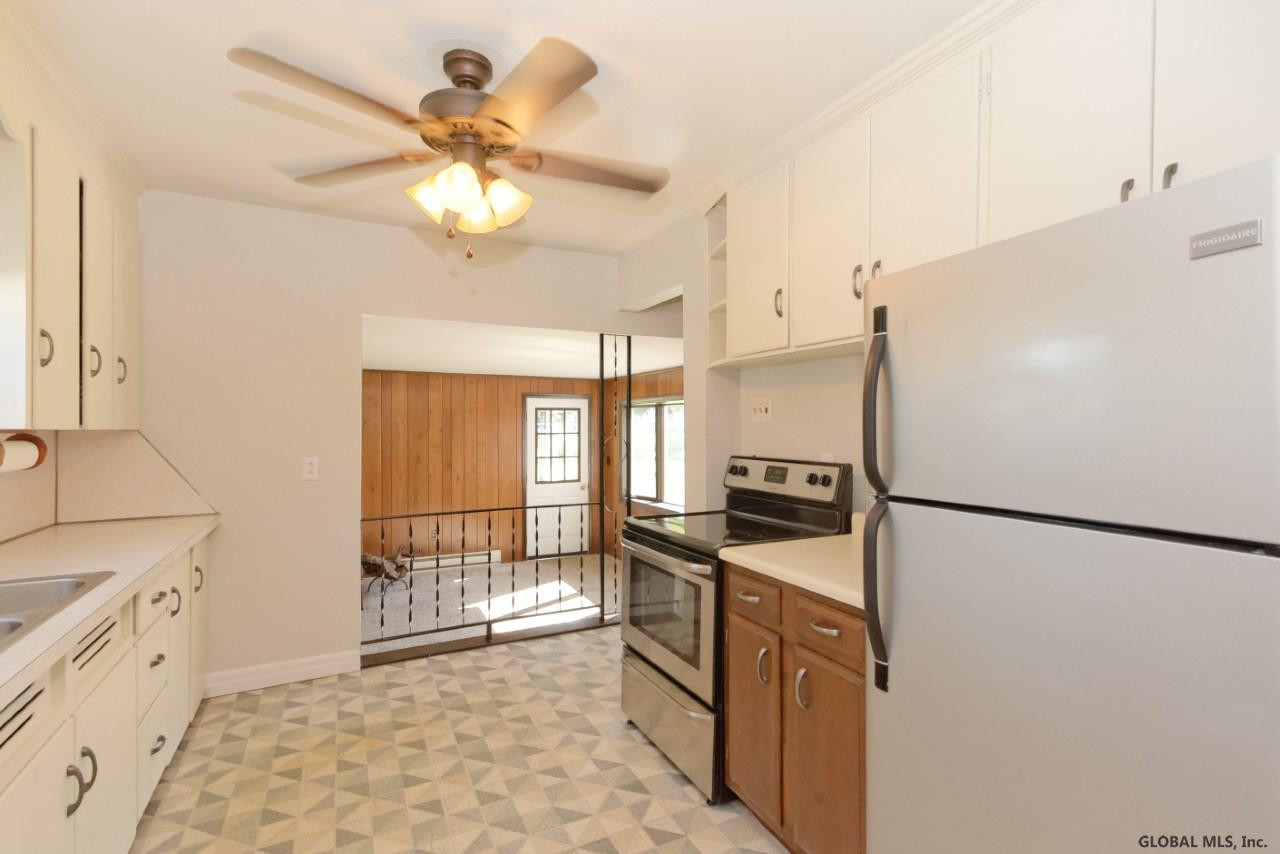325 Nimitz Road Schenectady, NY 12304 - Photo 10 of 24 Photo 10