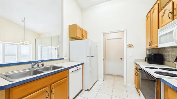 $215,000 | 2013 Del Webb Boulevard West, Sun City Center, FL 33573