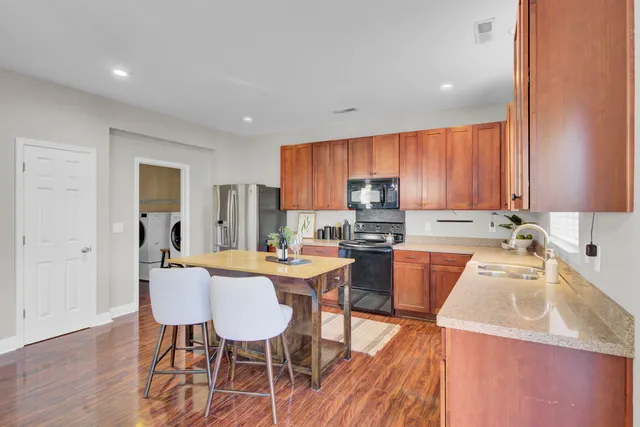 $373,900 | 330 Albrighton Way, Moncks Corner, SC 29461