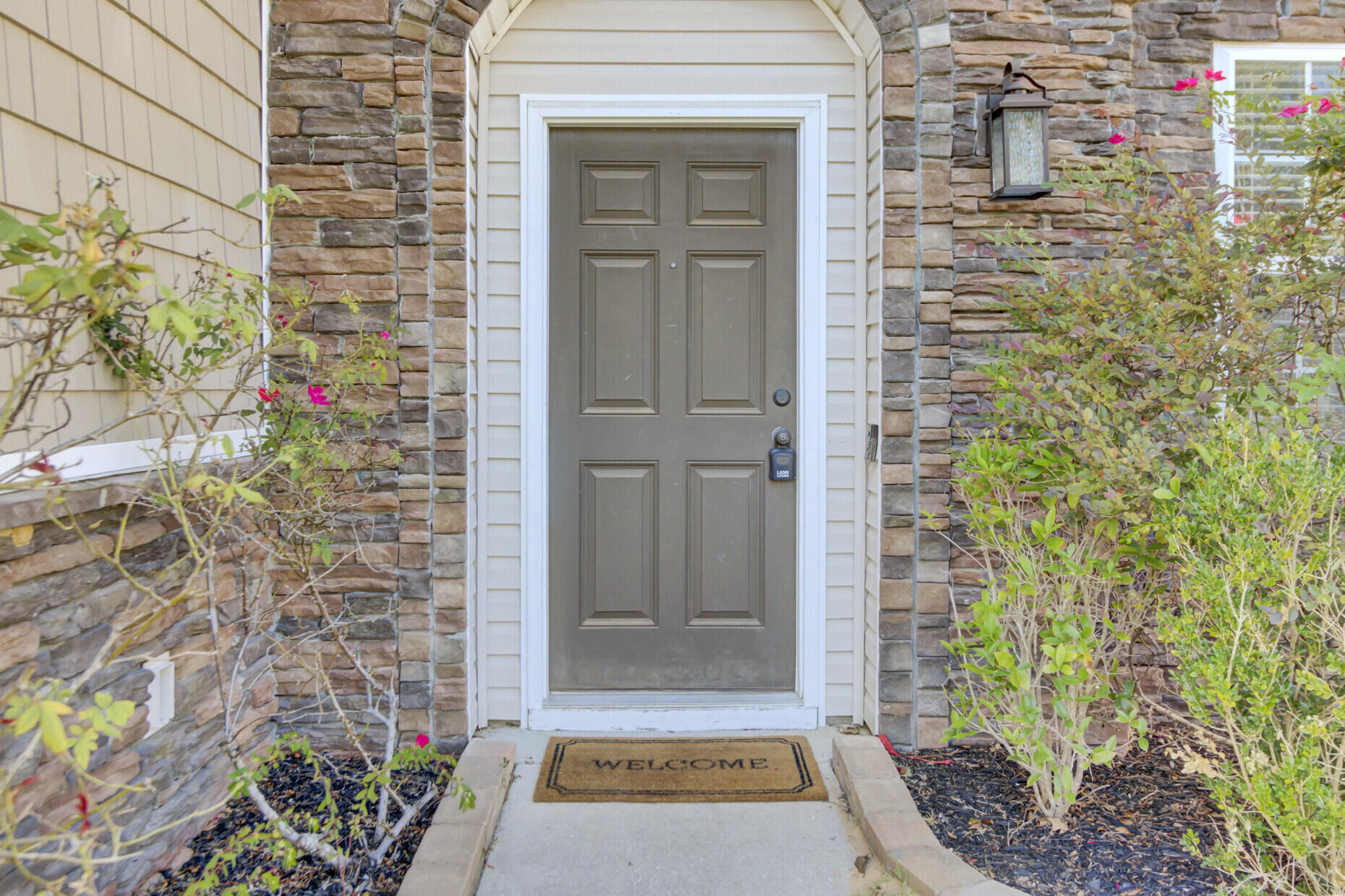 330 Albrighton Way Moncks Corner, SC 29461 - Photo 6 of 46 53_6 (1)_mls