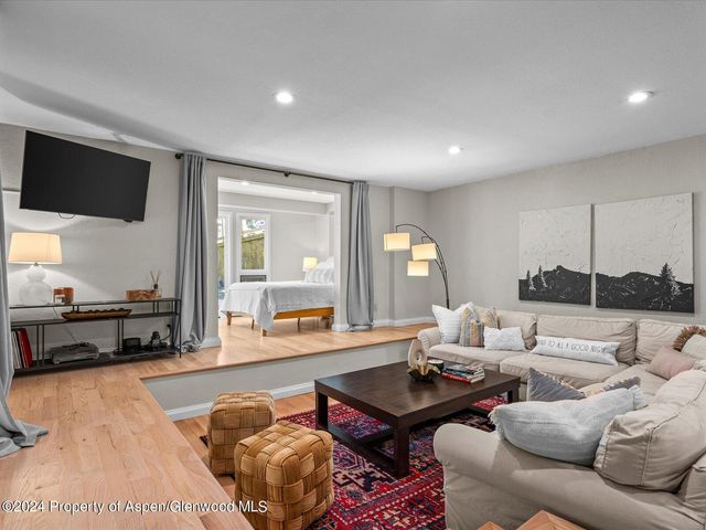 $2,386,336 | 1555 County Road 129, Glenwood Springs, CO 81601