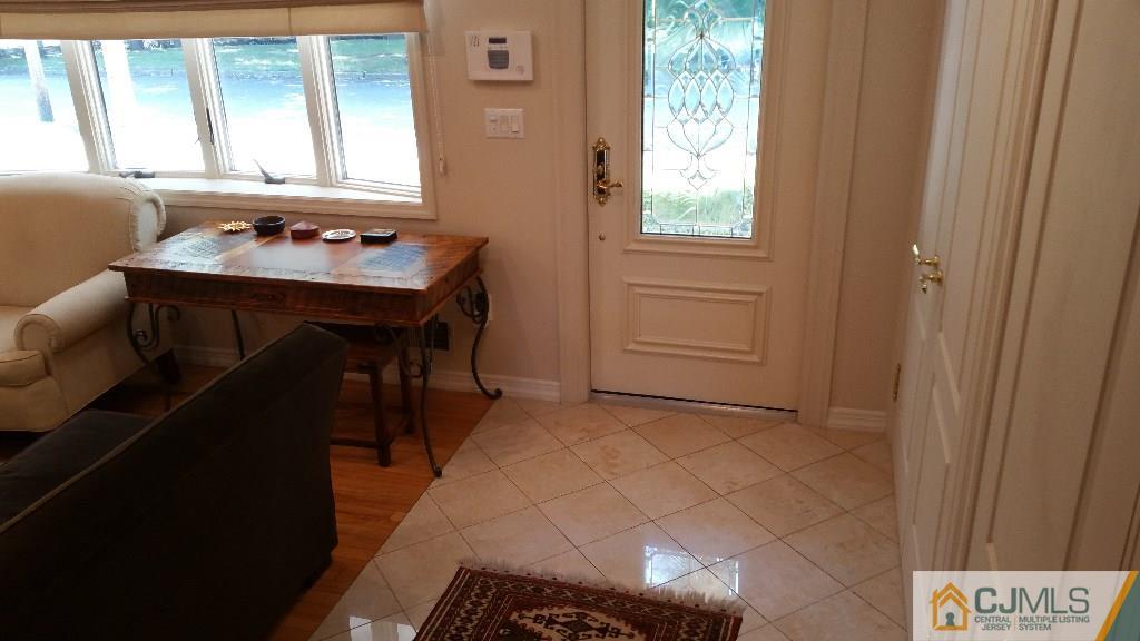 32 Peru Street Edison, NJ 08820 - Photo 11 of 25 a room with furniture and window