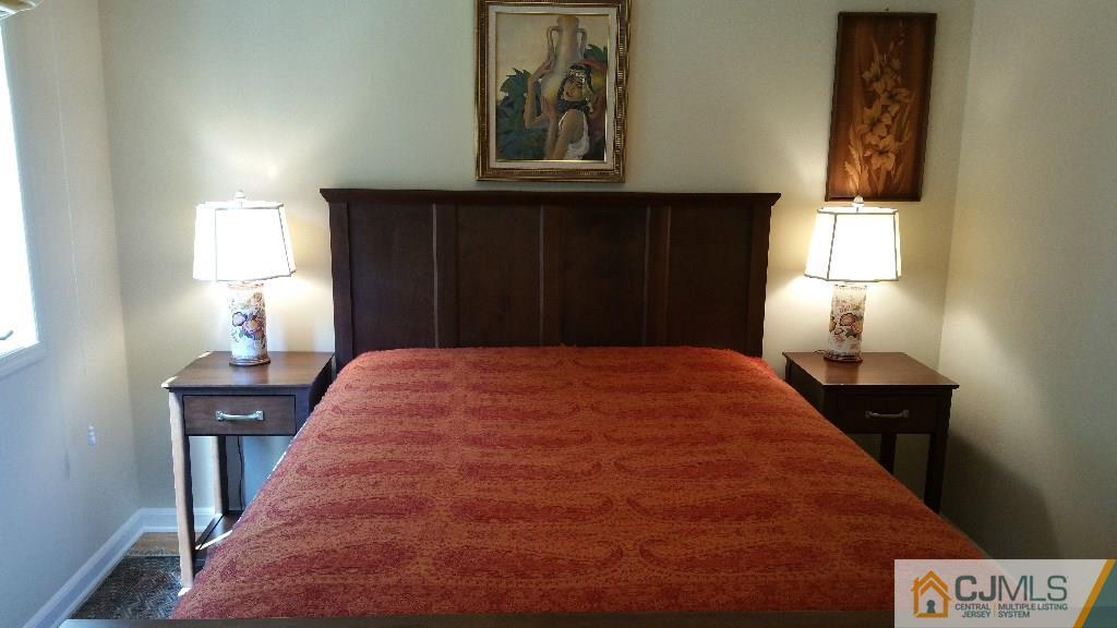 32 Peru Street Edison, NJ 08820 - Photo 14 of 25 a bed room with a bed