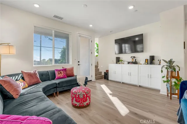 $759,000 | 11753 Florence Avenue, Unit 5, Santa Fe Springs, CA 90670