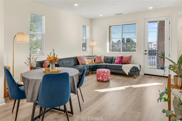 $759,000 | 11753 Florence Avenue, Unit 5, Santa Fe Springs, CA 90670