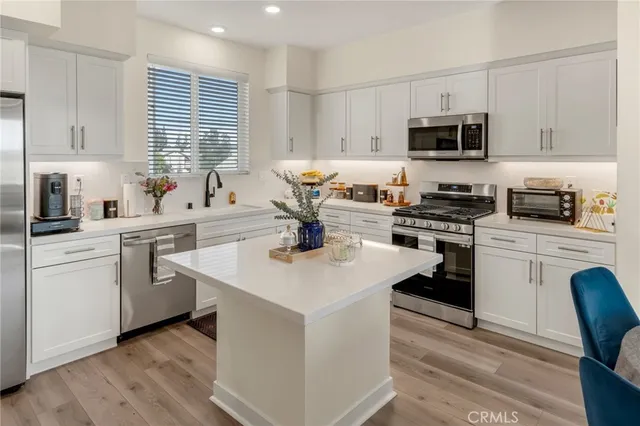$759,000 | 11753 Florence Avenue, Unit 5, Santa Fe Springs, CA 90670