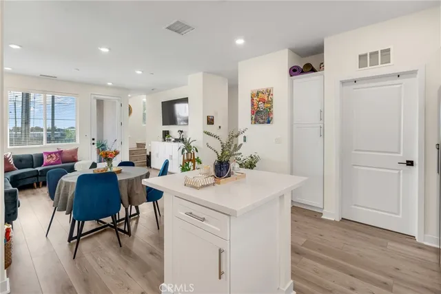 $759,000 | 11753 Florence Avenue, Unit 5, Santa Fe Springs, CA 90670