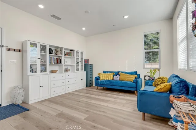 $759,000 | 11753 Florence Avenue, Unit 5, Santa Fe Springs, CA 90670