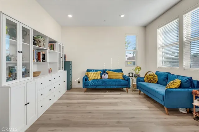 $759,000 | 11753 Florence Avenue, Unit 5, Santa Fe Springs, CA 90670