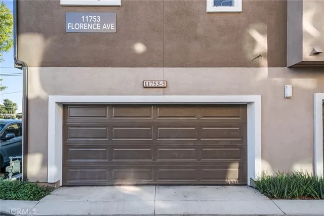 $759,000 | 11753 Florence Avenue, Unit 5, Santa Fe Springs, CA 90670