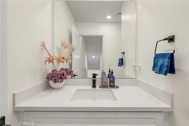 $759,000 | 11753 Florence Avenue, Unit 5, Santa Fe Springs, CA 90670