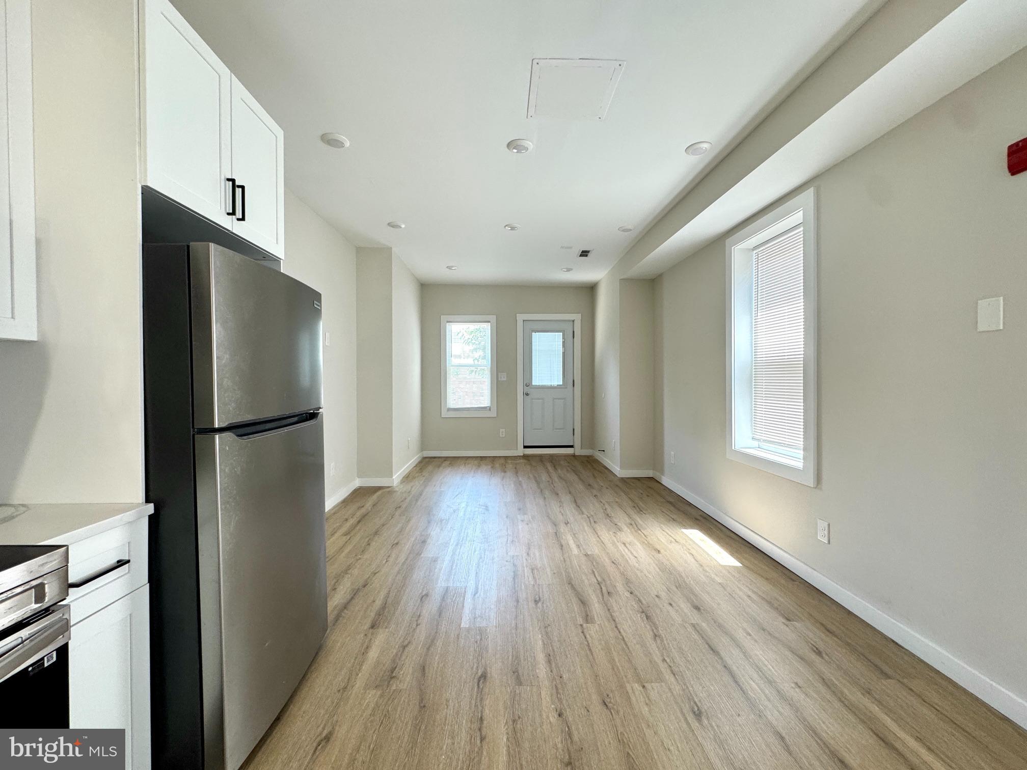 255 South 44th Street, Unit 2 Philadelphia, PA 19104 - Photo 5 of 7