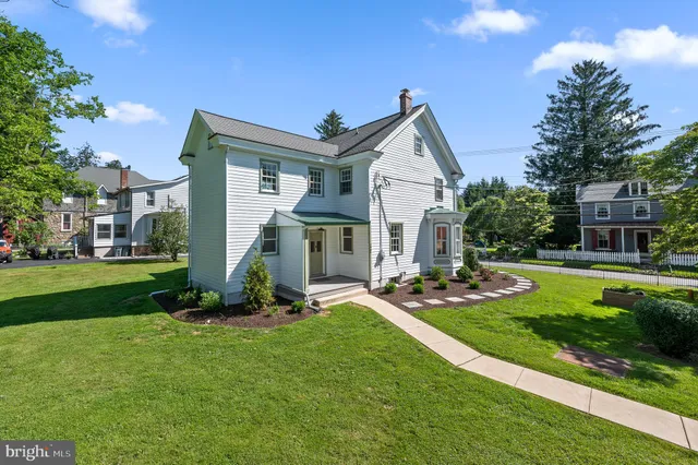 $3,400 | 804 North Whitford Road, Exton, PA 19341