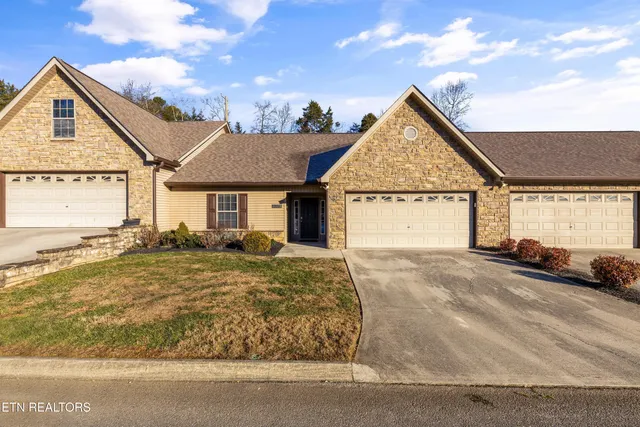 $300,000 | 6325 Macklin Bend Way, Powell, TN 37849