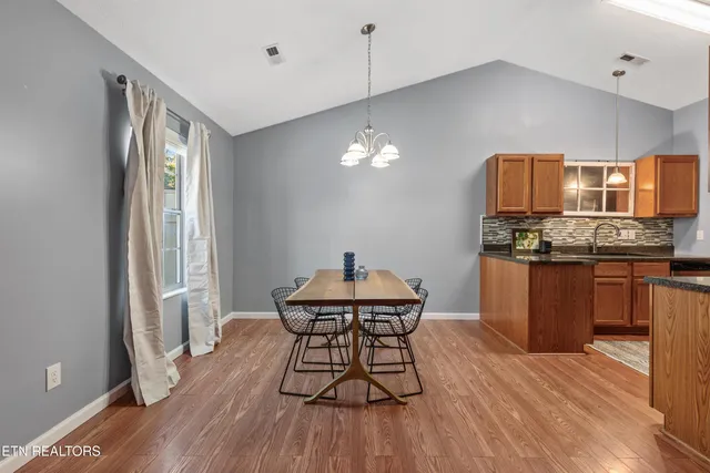 $300,000 | 6325 Macklin Bend Way, Powell, TN 37849