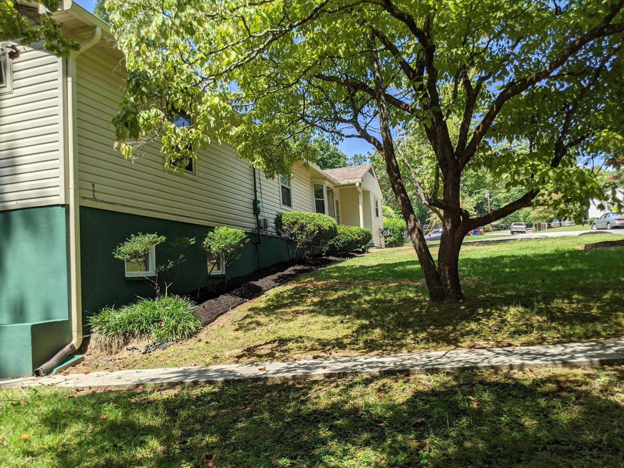 240 Alhambra Road Oak Ridge, TN 37830 - Photo 2 of 38 240 Alhambra side