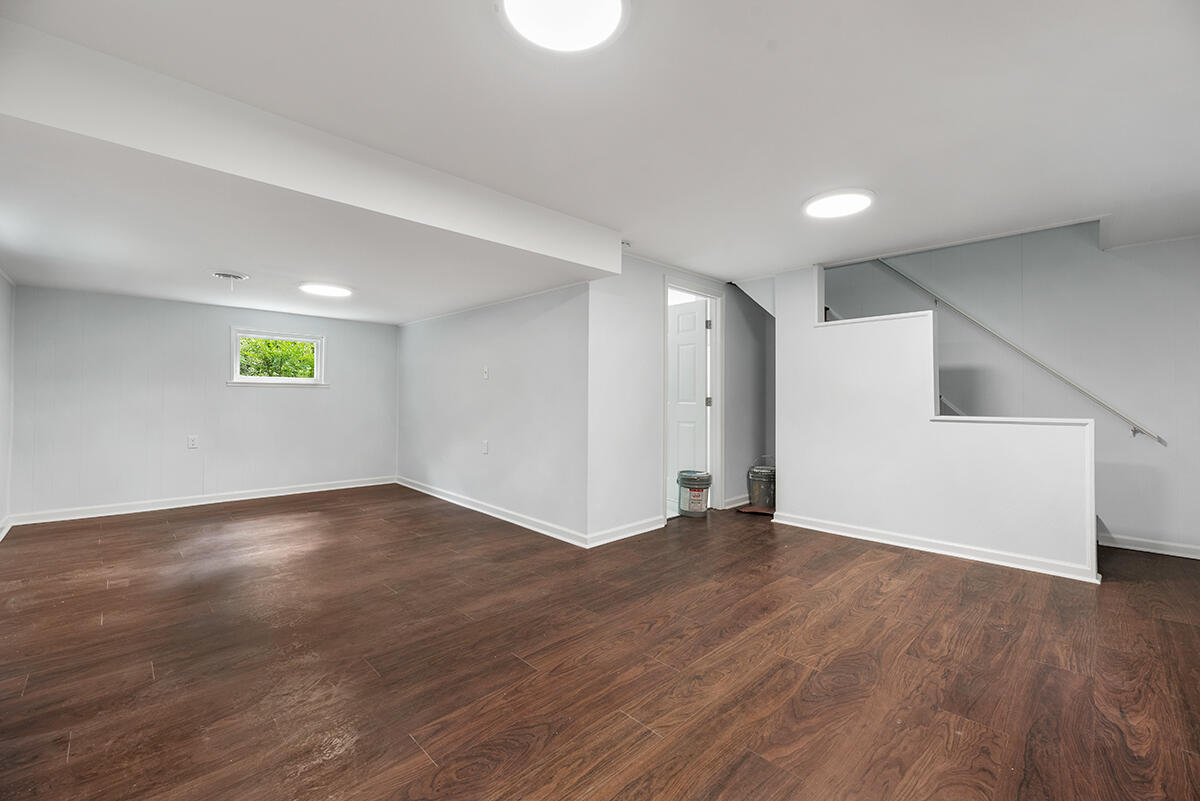 240 Alhambra Road Oak Ridge, TN 37830 - Photo 34 of 38 Basement rec room
