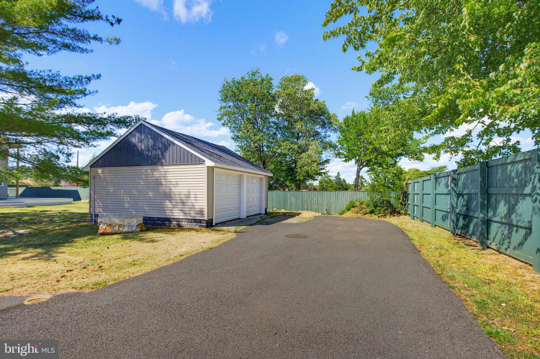 432 East Derry Road Hershey, PA 17033 - Photo 64 of 74
