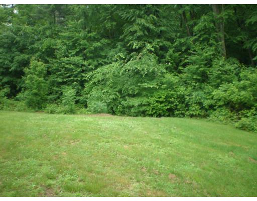 427 Montgomery Road Westfield, MA 01085 - Photo 13 of 14 Gallery Image 13