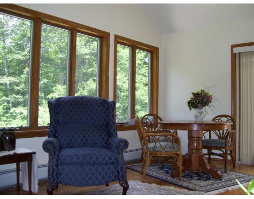 427 Montgomery Road Westfield, MA 01085 - Photo 8 of 14 Gallery Image 8
