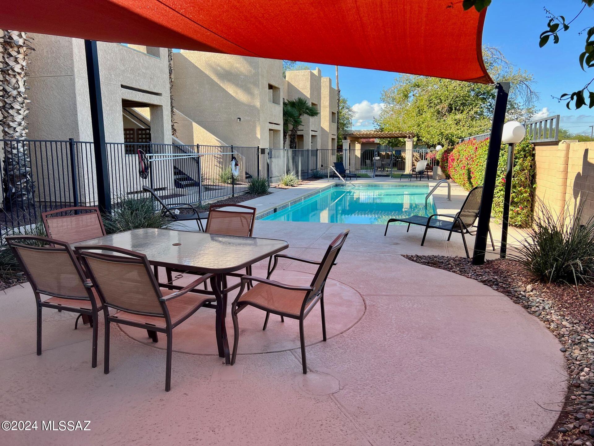 811 East Prince Road, Unit 121 Tucson, AZ 85719 - Photo 14 of 17