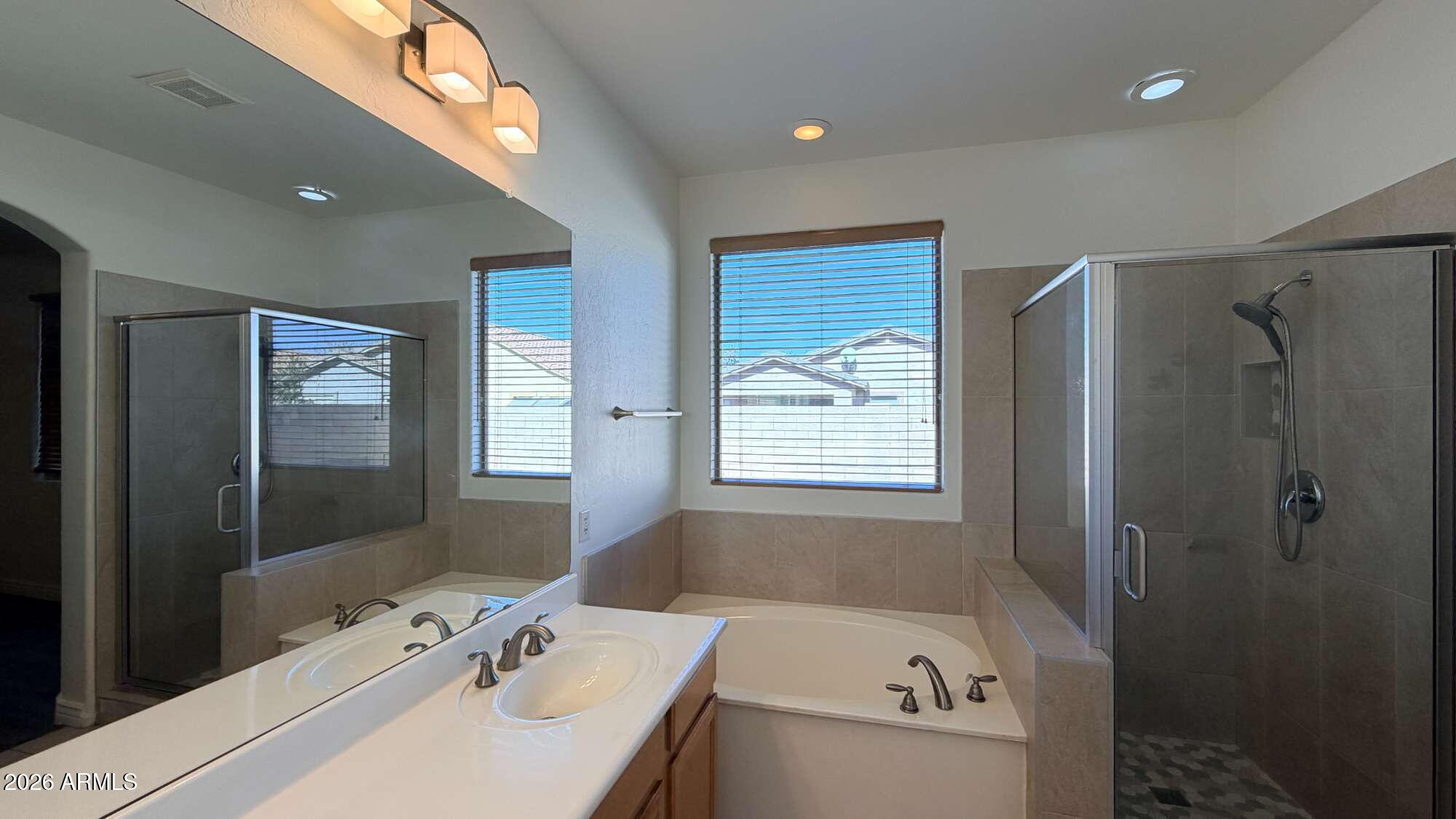 2614 East Fremont Road Phoenix, AZ 85042 - Photo 17 of 41 IMG_0257