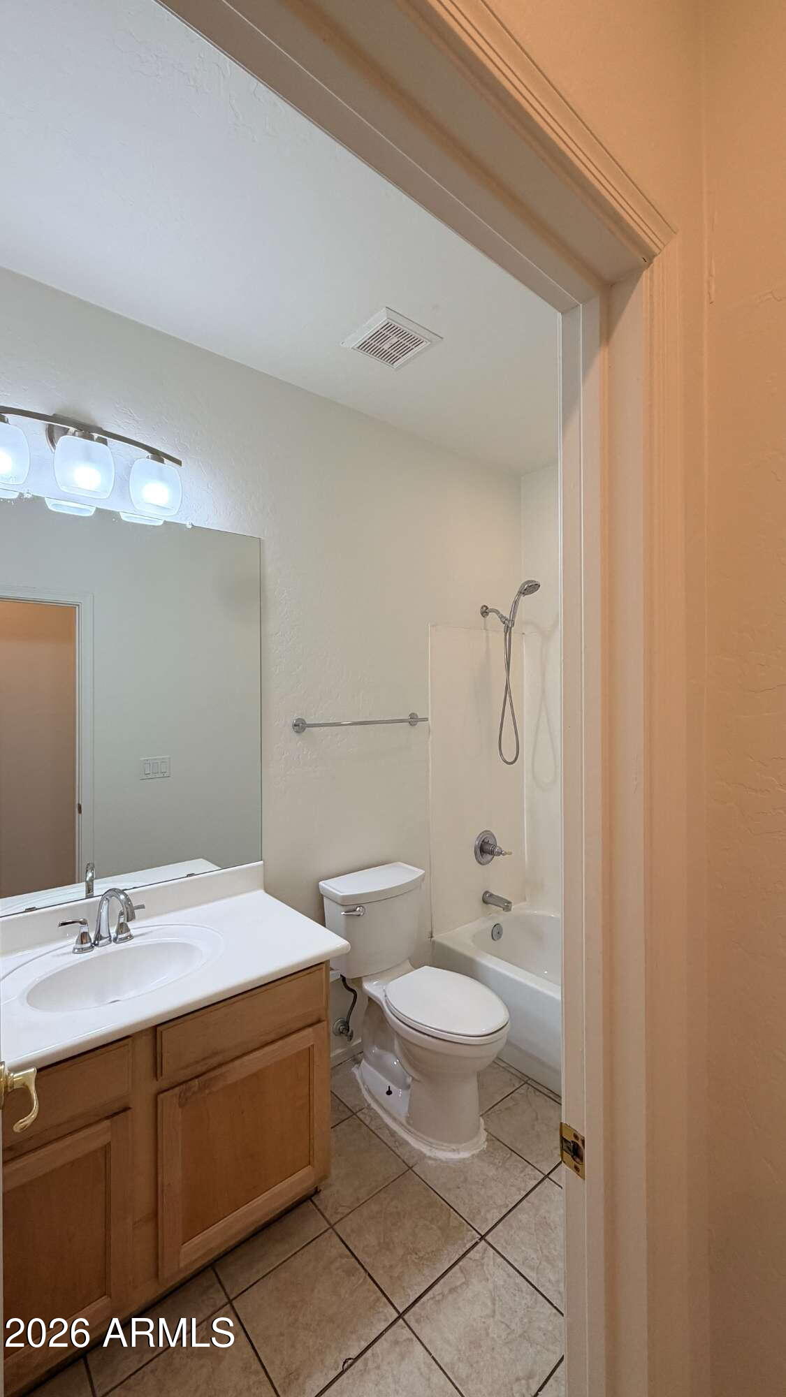 2614 East Fremont Road Phoenix, AZ 85042 - Photo 31 of 41 IMG_0272