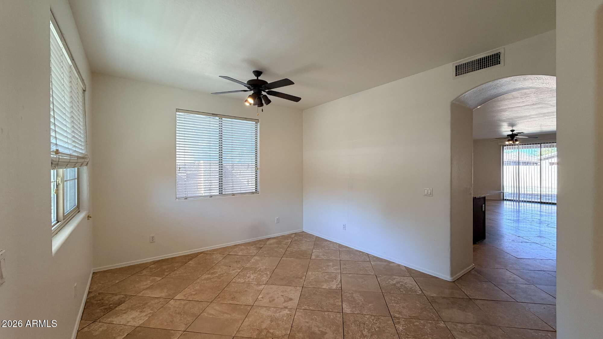 2614 East Fremont Road Phoenix, AZ 85042 - Photo 5 of 41 IMG_0243