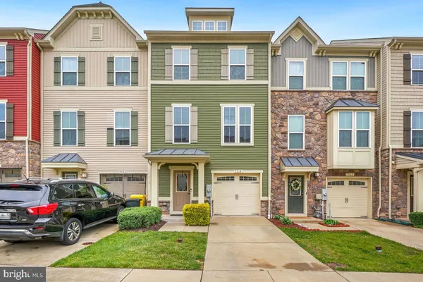 $450,000 | 729 Ravenwood Drive, Glen Burnie, MD 21060