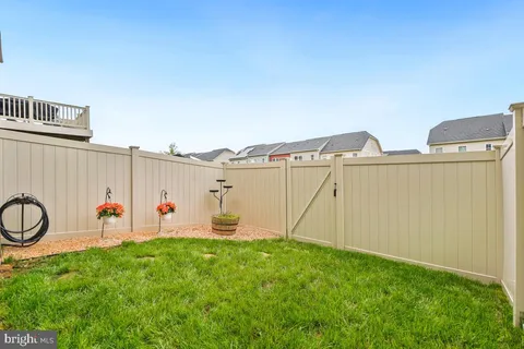 a view of a outdoor space