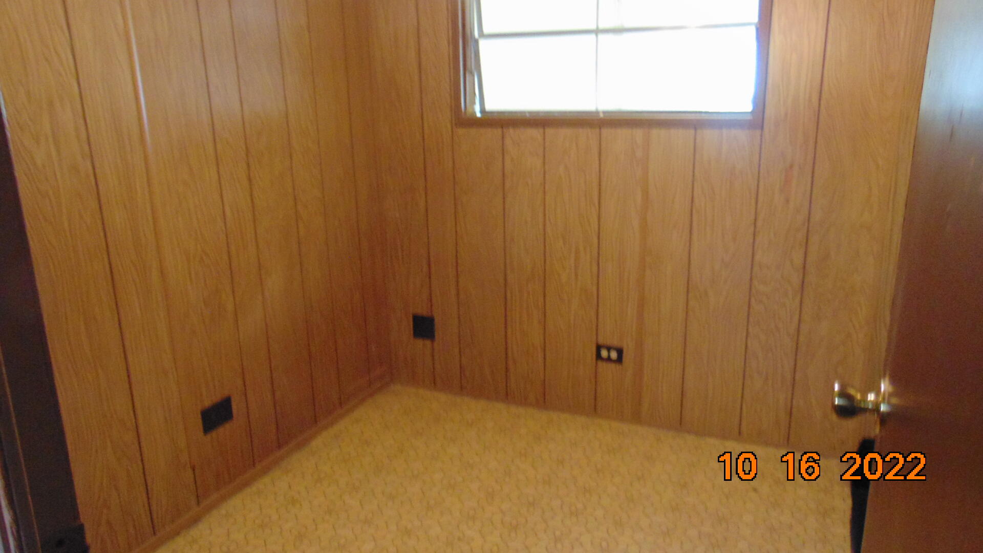 189 South Chester Road Lincoln, ME 04457 - Photo 7 of 15 DSC05054