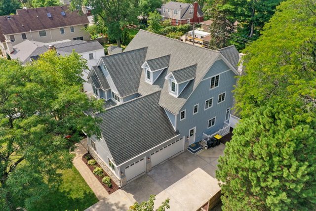 1032 South Spring Avenue La Grange, IL 60525 - Photo 40 of 44 an aerial view of a house