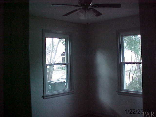 5224 Nimitz Road Milton, FL 32583 - Photo 8 of 18 Gallery Image 8