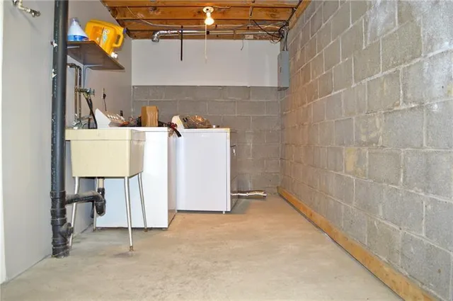 $1,650 | 111 Scott Lane, Venetia, PA 15367