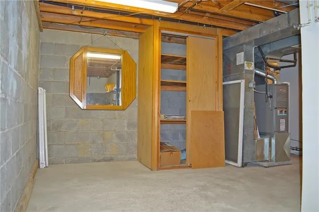 $1,650 | 111 Scott Lane, Venetia, PA 15367