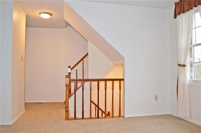 $1,650 | 111 Scott Lane, Venetia, PA 15367