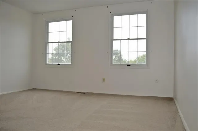 $1,650 | 111 Scott Lane, Venetia, PA 15367