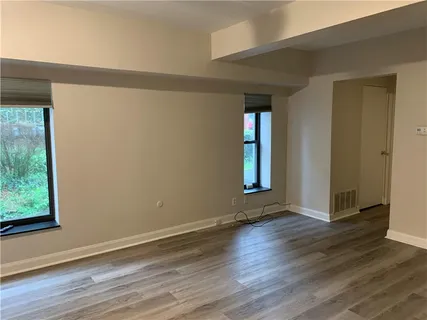 $225,000 | 5708 Walnut Street, Unit G1, Pittsburgh, PA 15232
