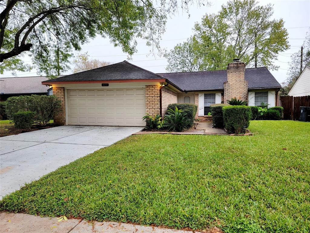 2711 Old Fort Road, Sugar Land, TX 77479 Compass