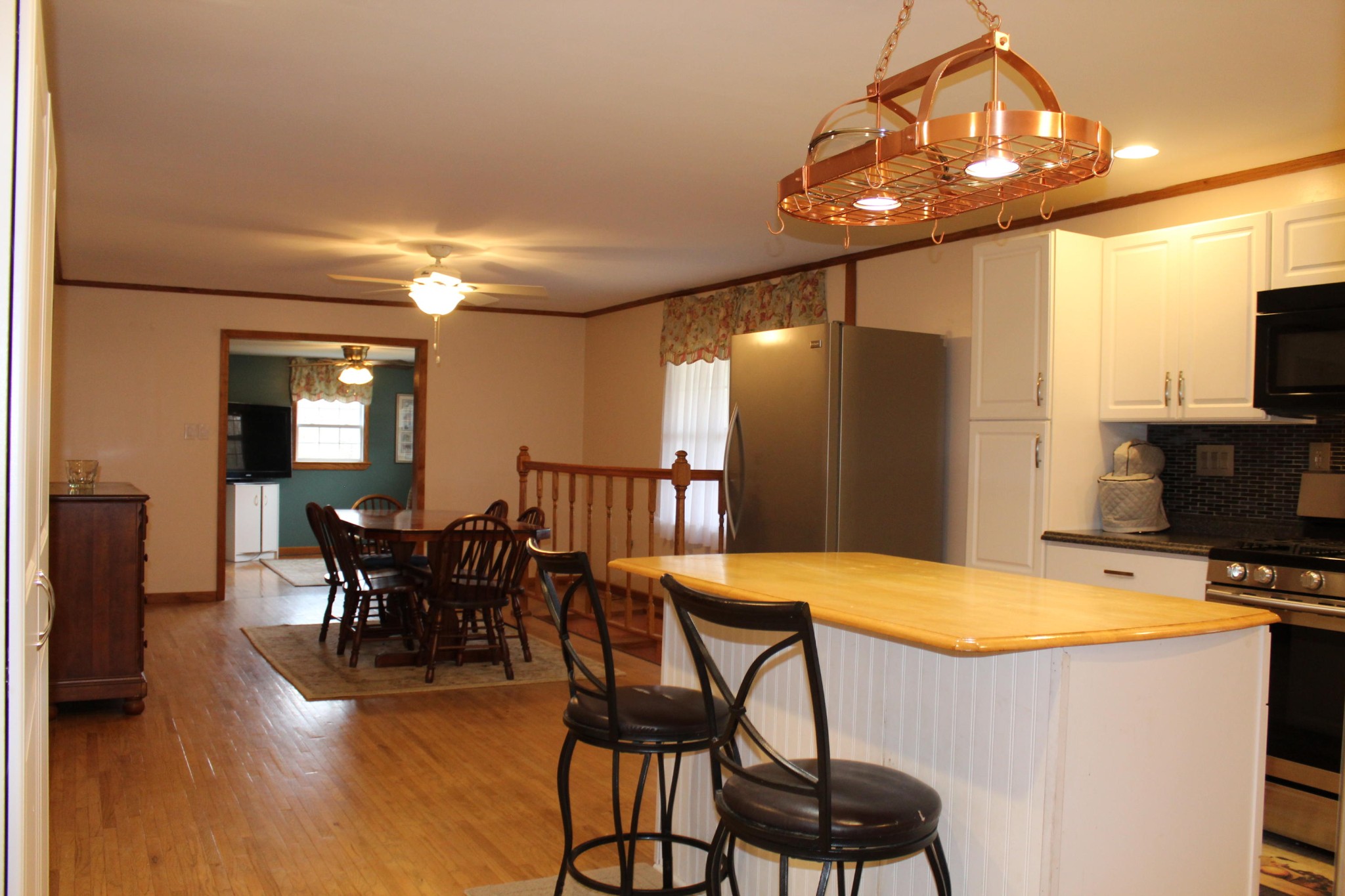 492 Midway Road Crossville, TN 38572 - Photo 8 of 40 Gallery Image 8