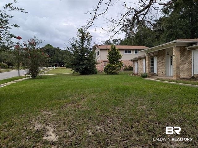 3817 Lansdowne Circle Mobile, AL 36693 - Photo 16 of 16 View of yard