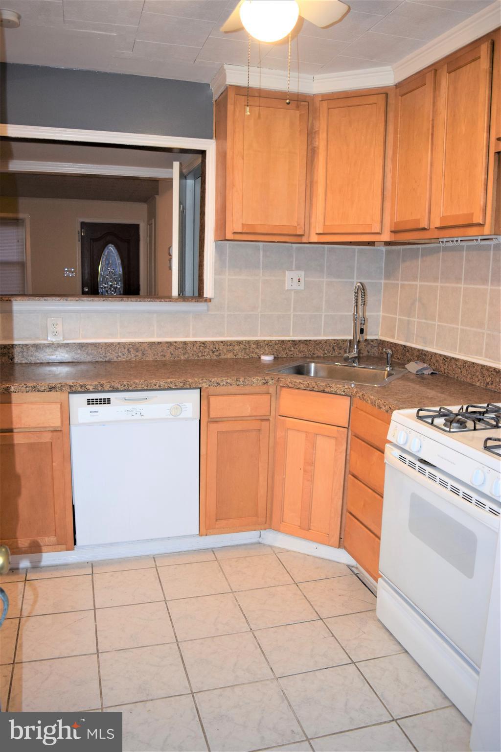9731 Bird River Road Baltimore, MD 21220 - Photo 7 of 26
