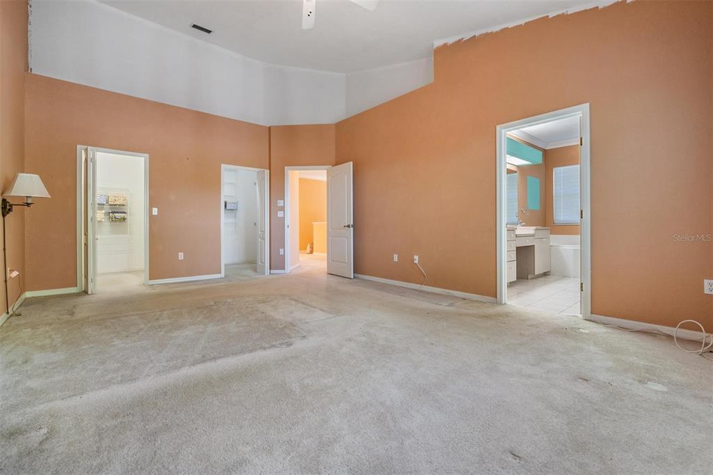 3494 Primrose Way Palm Harbor, FL 34683 - Photo 44 of 68 a view of an empty room with a window