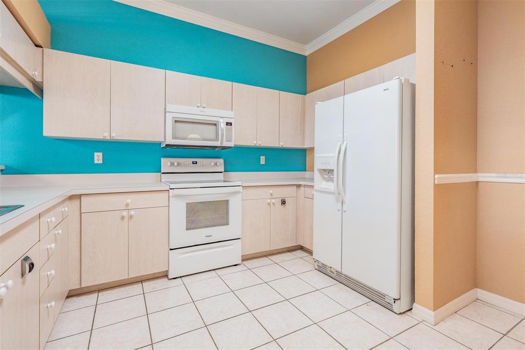 3494 Primrose Way Palm Harbor, FL 34683 - Photo 10 of 68