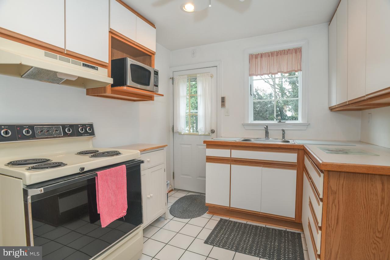 6 Stockwell Road Wilmington, DE 19809 - Photo 12 of 20 Gallery Image 12