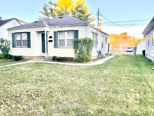 $199,999 | 3526 North 77th Street, Milwaukee, WI 53222